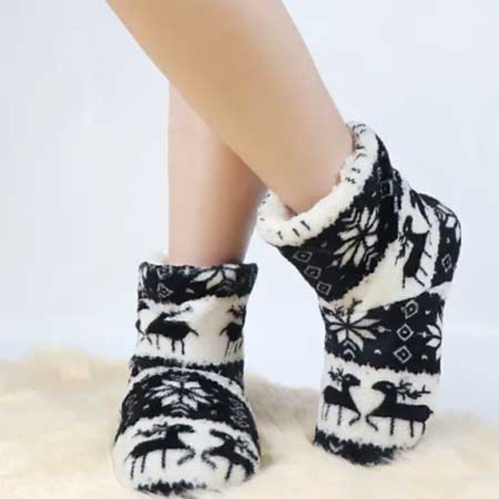  Black Warm Winter Reindeer Ladies Slippers - Picture 2 of 2
